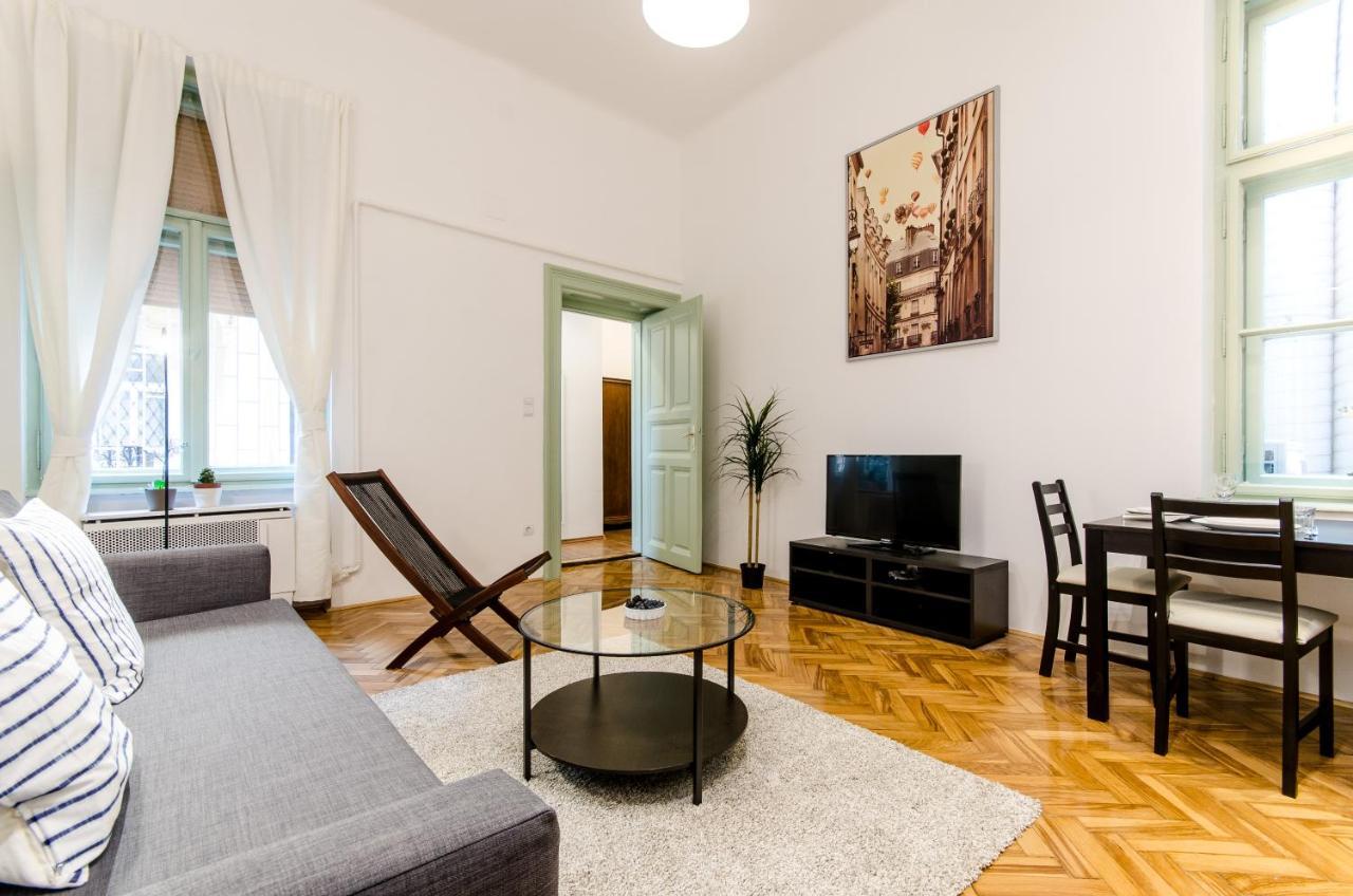 B63 2 Bedroom Apartment In Heart Of City 부다페스트 외부 사진